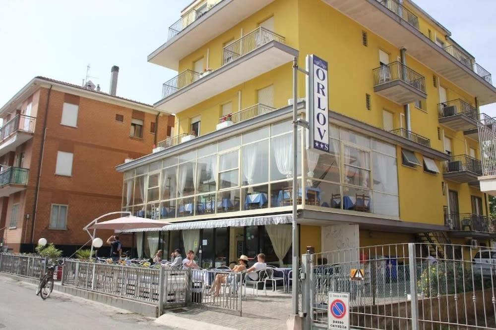 Hotel Orlov רימיני מראה חיצוני תמונה