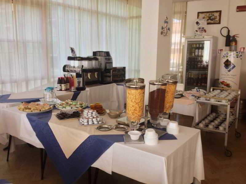 Hotel Orlov רימיני מראה חיצוני תמונה